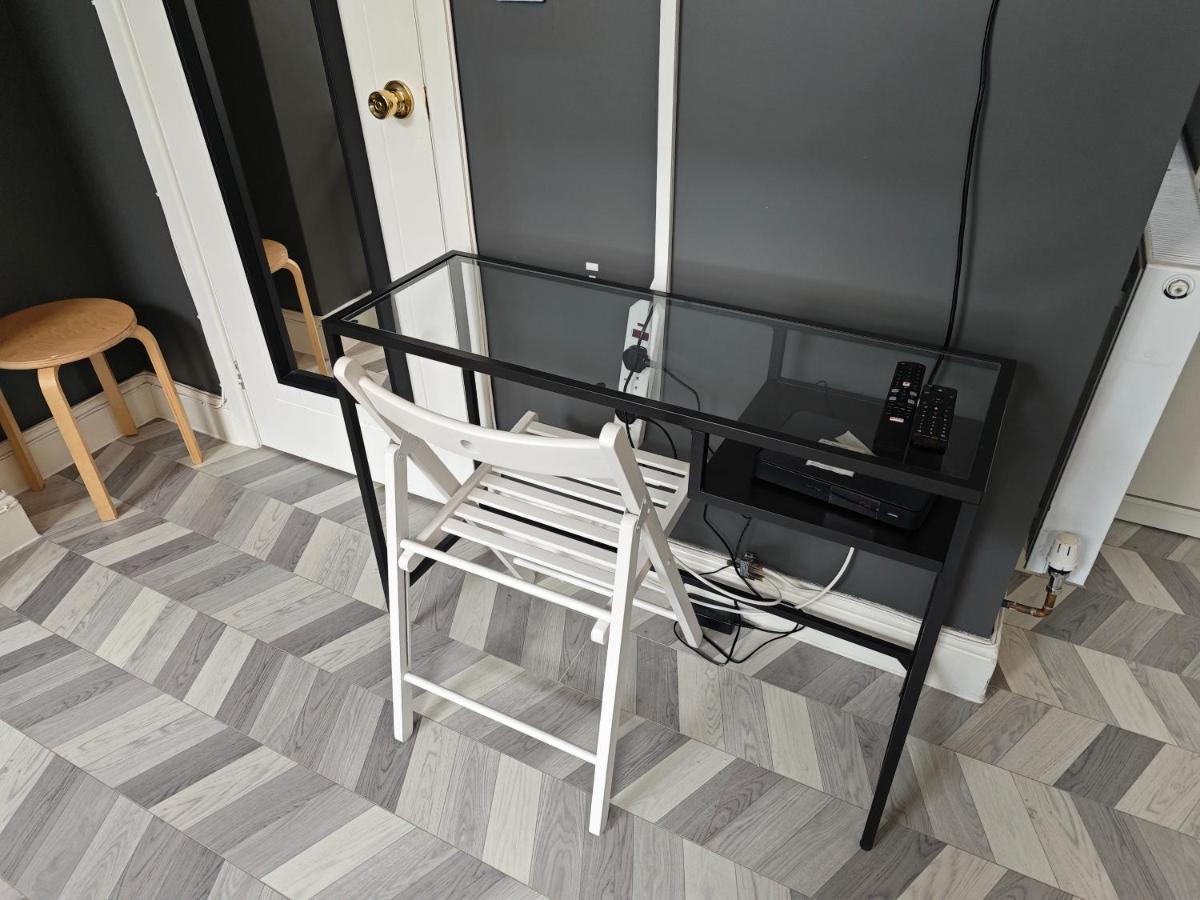 لندن 2 Bedroom 2 Bathroom Apartment In Old St - Shoreditch - Zone 1 المظهر الخارجي الصورة