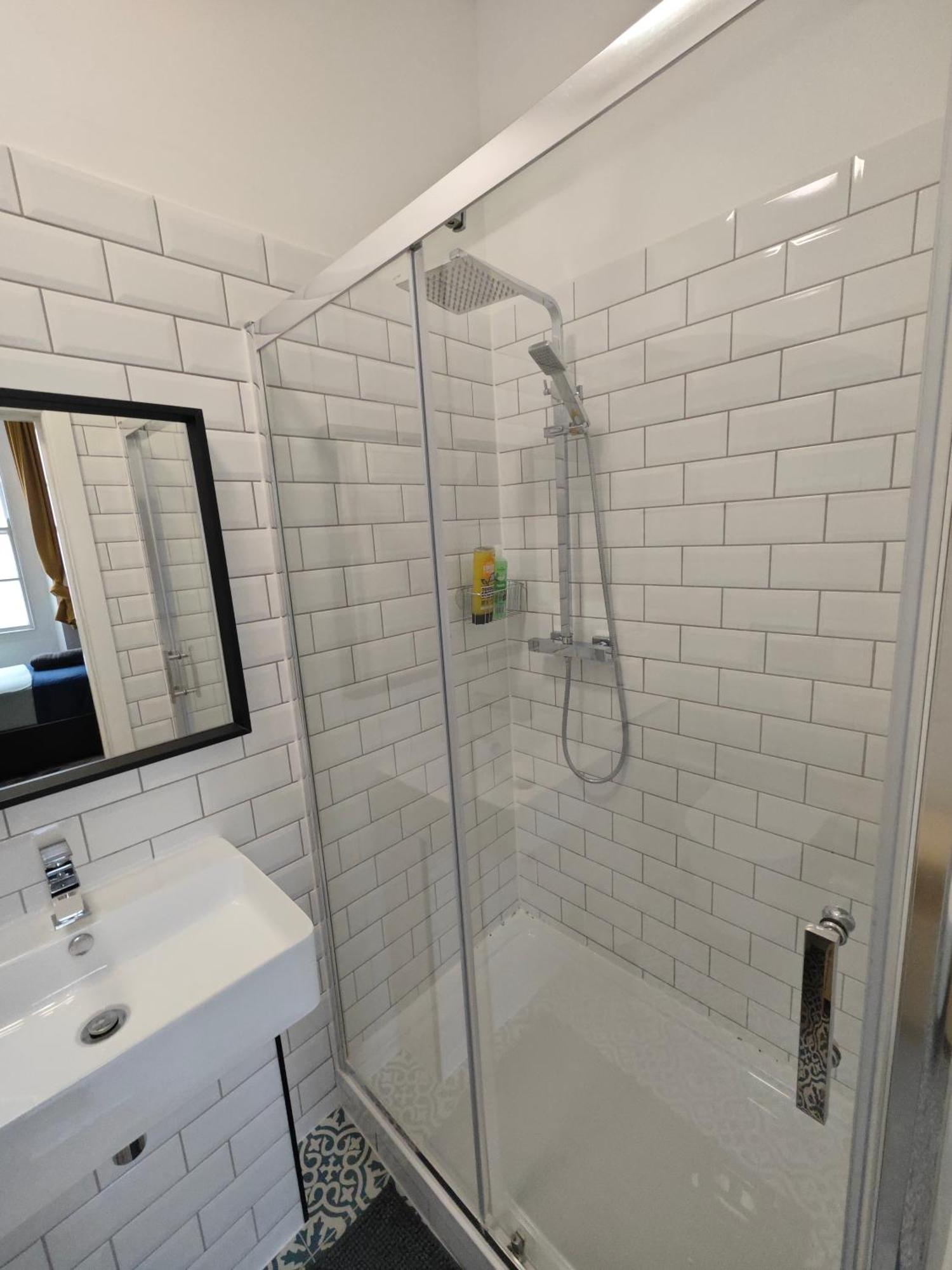 لندن 2 Bedroom 2 Bathroom Apartment In Old St - Shoreditch - Zone 1 المظهر الخارجي الصورة